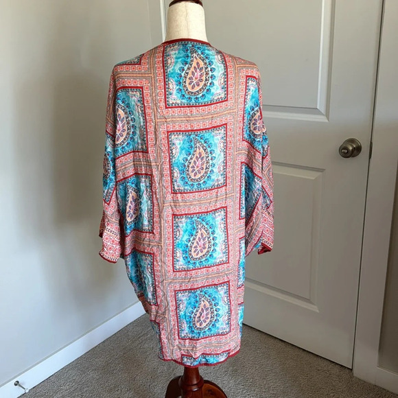 Anthropologie Feathers By Tolani Womens Red and Blue Short Sleeve Kimono Robe OS - Picture 3 of 7